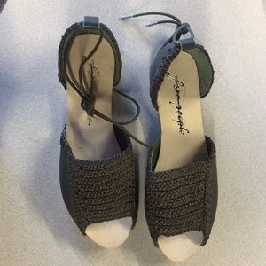 Sexy free people Beaumont woven flats